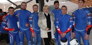 Чемпионы России 2018: Татьяна Иванова, Семен Павличенко, Денисьев/Антонов